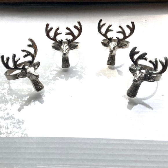 Napkin Rings Deer REINDEER Metal Silver Tone Holiday Entertaining Party Set of 4 - Picture 1 of 10